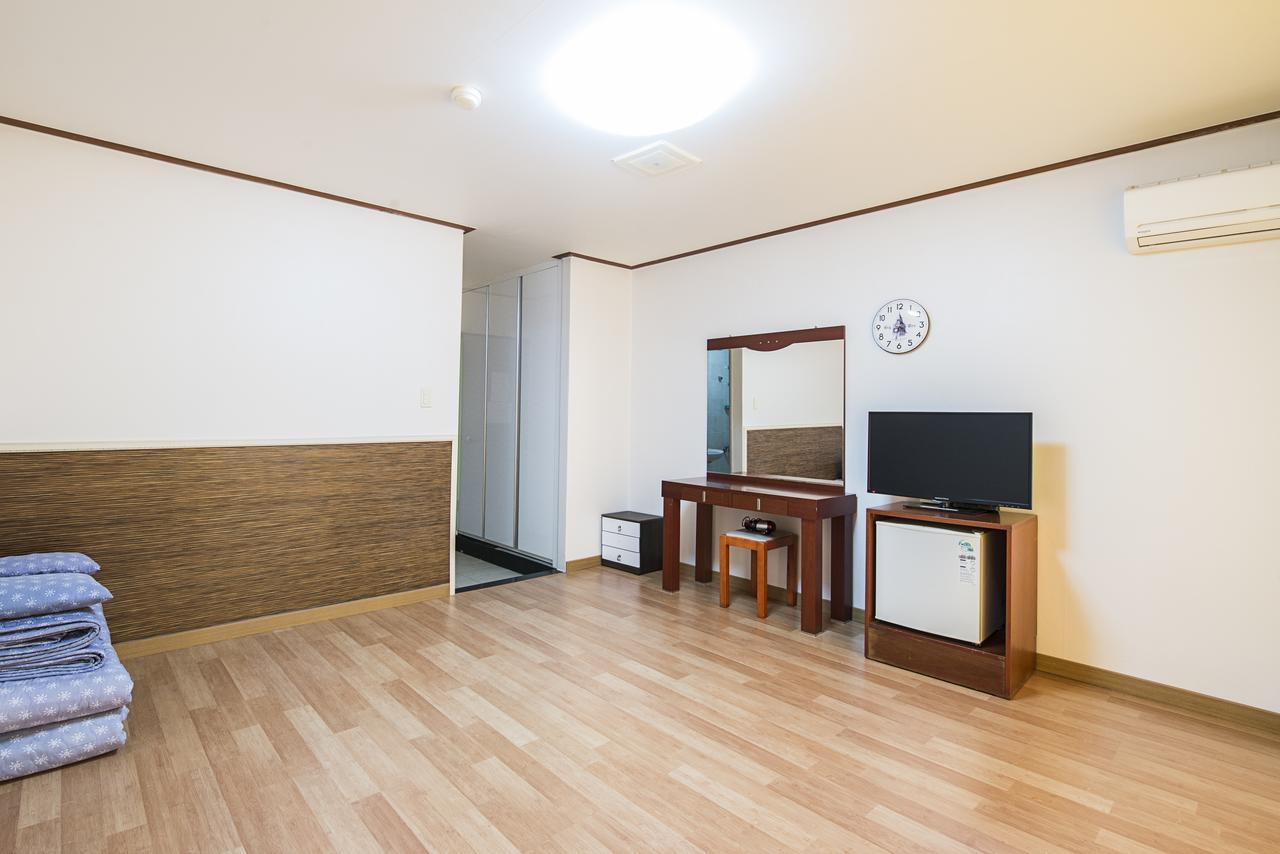 Jeju Youth Hostel エクステリア 写真