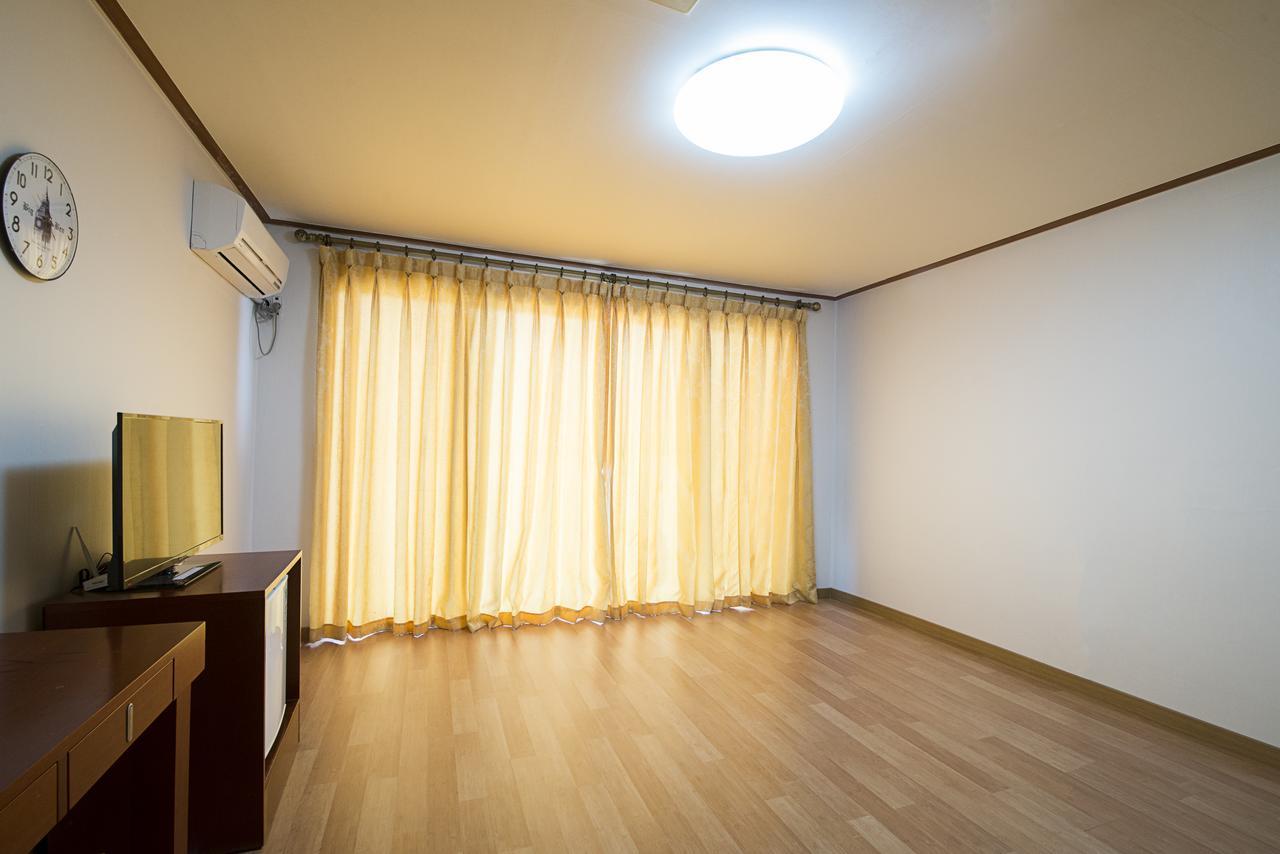 Jeju Youth Hostel エクステリア 写真